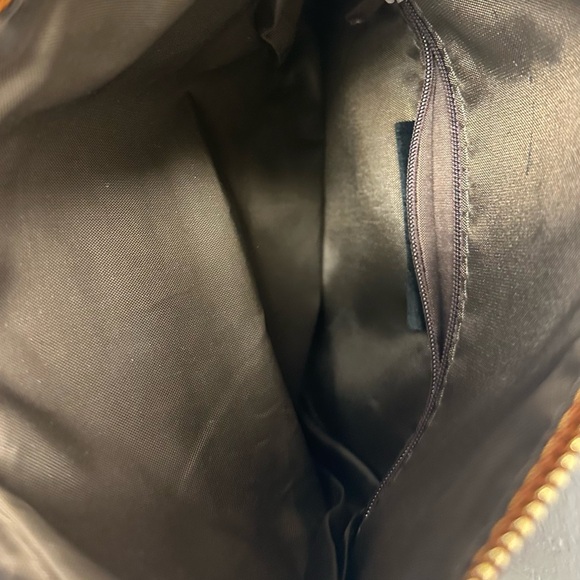 Borse in Pelle leather crossbody with adjustable strap - Picture 10 of 15